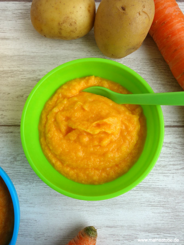 Babybrei mit Möhren, Kartoffeln und Hähnchen - Meinestube