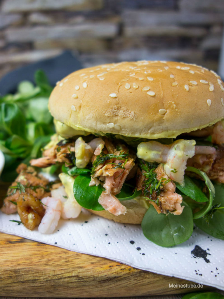 Pulled Lachs Burger Mit Leckerer Honig Senf Sauce Und Krabben - Meinestube