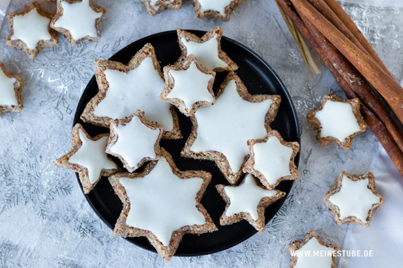 Omas Zimtsterne backen - klassische Weihnachtsplätzchen - Meinestube