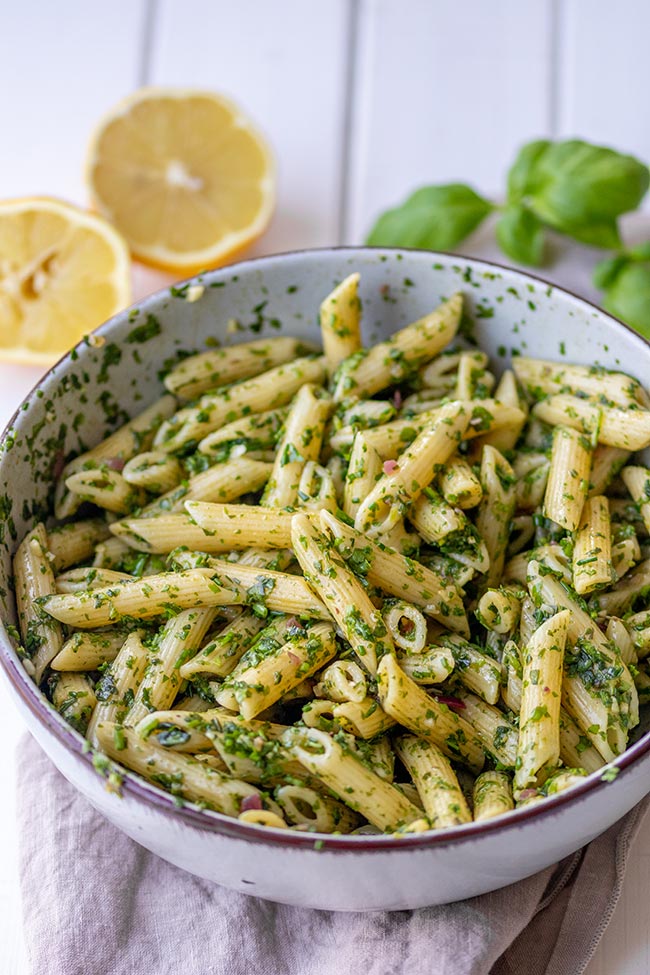 Penne-Salat mit Salsa verde von Meinestube